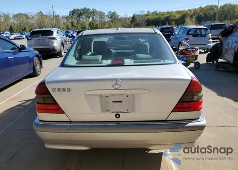 2000 Mercedes-Benz C 280 из США, поврежденный, VIN WDBHA29G9YA856705